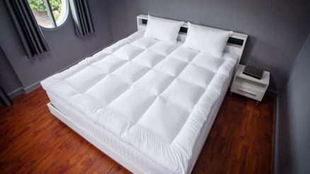 The Pros And Cons Of Mattress Topper